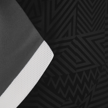Футболка спортивная женская MACRON SKAT BLACK/WHITE